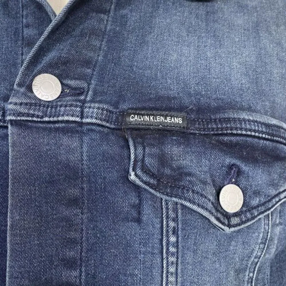 Calvin Klein Men's Denim Jacket Size Medium‎ Dark Blue Wash Stretch